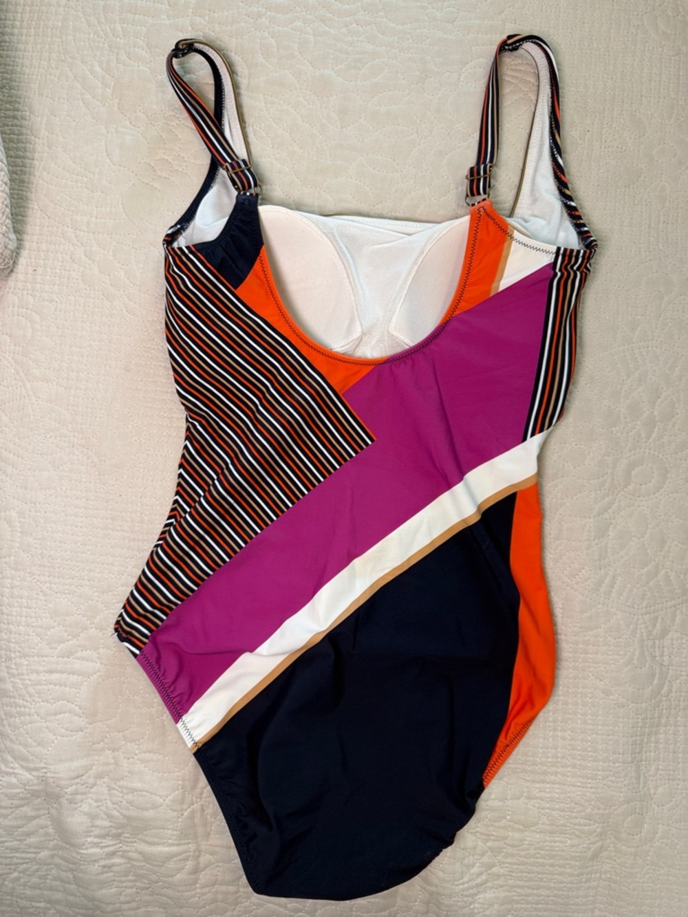 is a Gottex Maritime One-Piece Swimsuit, color block pattern size 6 - Picture 5 of 7